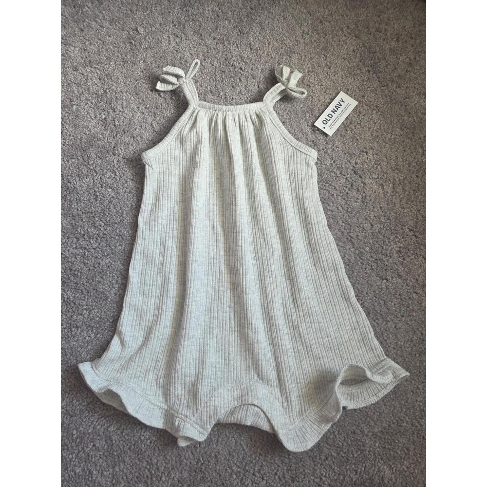 Old navy baby girl romper 18-24 mos